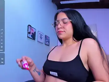 Stripchat Live Sex Cam of lalytulu99