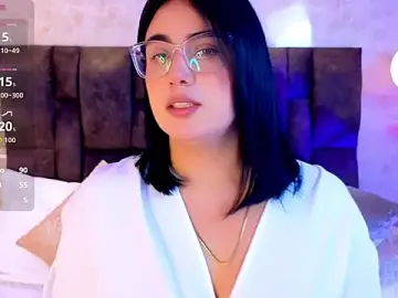 Stripchat Live Porn of vicky_grey
