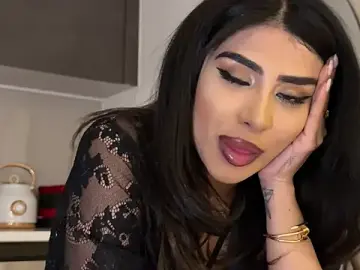 Stripchat Sex Cam of ArabicBarbie