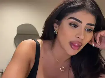 Stripchat Watch Live Sex Cams of ArabicBarbie