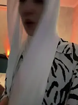 Stripchat Live Porn of FlexibleDoll_