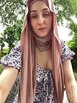 Stripchat Watch Live Sex Cams of FlexibleDoll_