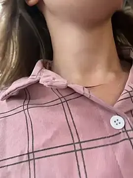 Stripchat Live Porn of FlexibleDoll_
