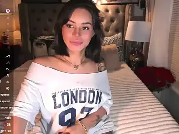 Stripchat Live Sex of ParisianDoll