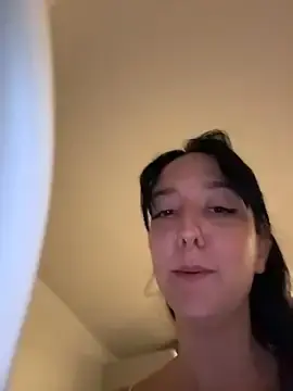 Stripchat Free Porn Cam of RealJuliette