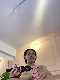 Stripchat Watch Live Sex Cams of SHARONN____