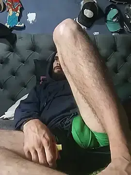 Stripchat Free Live Porn of hairy_mannn