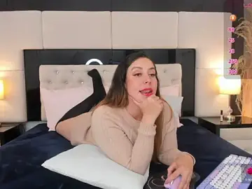 Stripchat Adult Video Chat of CarlaRossi_