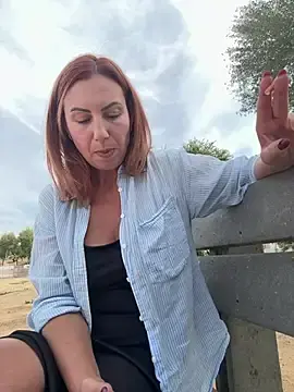 Stripchat Free Live Porn of PervyxMilfxx