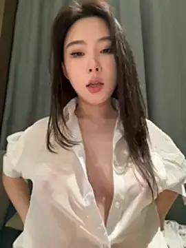 Stripchat Free Porn Cam of anqi6376