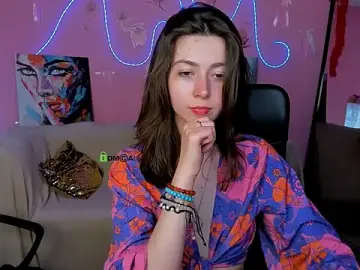 Stripchat Free Porn Cam of kitniss_dreamy