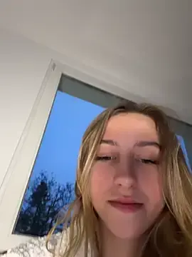 Stripchat Live Porn of romyxxs