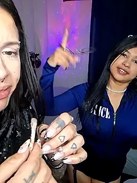 Stripchat Free Porn Cam of Tigresa23