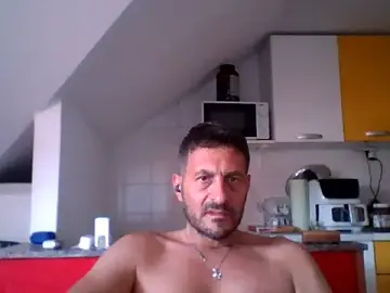 Stripchat Watch Live Sex Cams of colosone
