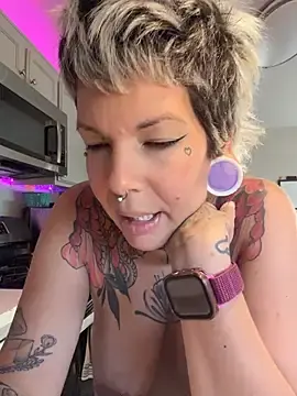 Stripchat Live Porn of Eva_Monroe-