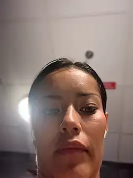 Stripchat Live Sex Cam of Risky_Workouts