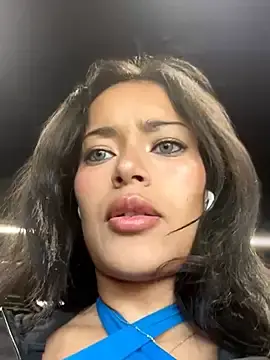 Stripchat Free Porn Cam of Risky_Workouts