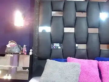 Stripchat Best live sex cam show of EMYCLARK01