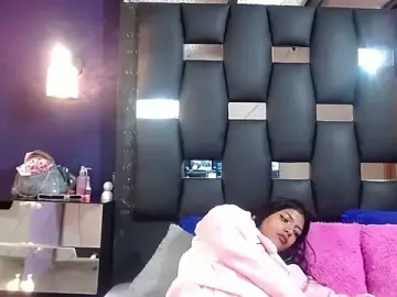 Stripchat Best live sex cam show of EMYCLARK01