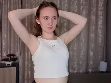 Stripchat Live Sex Cam of JenevaLitalien