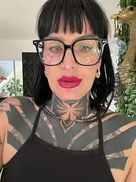 Stripchat Adult Video Chat of KathaleaNoir