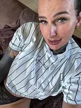 Stripchat Adult Webcams of KathaleaNoir