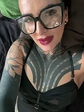 Stripchat Watch Live Sex Cams of KathaleaNoir