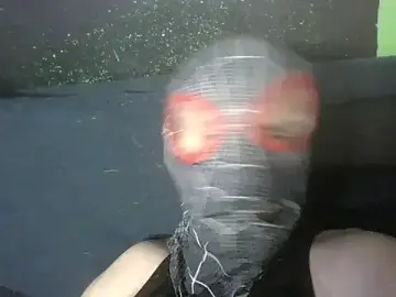 Stripchat Live Sex of bwcloverboy2