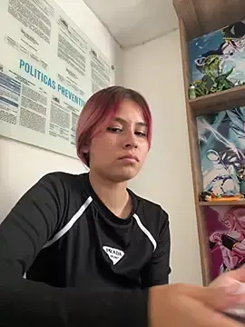 Stripchat Live Sex Cam of Sweety_Red