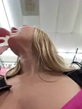 Stripchat Best Webcam of SkyelarsWorld