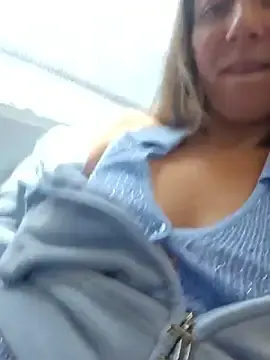 Stripchat Sex Cam of SkyelarsWorld