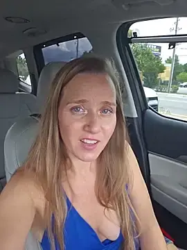 Stripchat Free Porn Cam of SkyelarsWorld