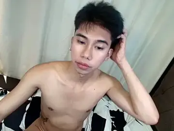 Stripchat Nude Webcam of Ur_pinoyhotbrix