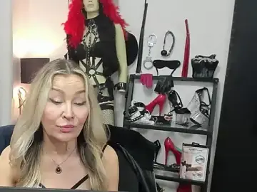 Stripchat Free Porn Cam of crystaLUX