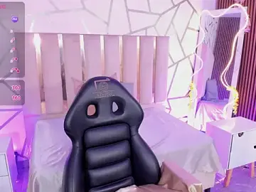 Stripchat Watch Live Sex Cams of CYRUS_TAY