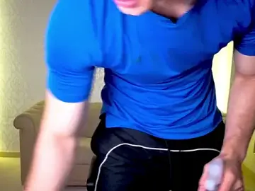 Stripchat Adult Webcams of MaxKaiden