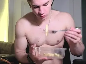 Stripchat Live Sex of MaxKaiden