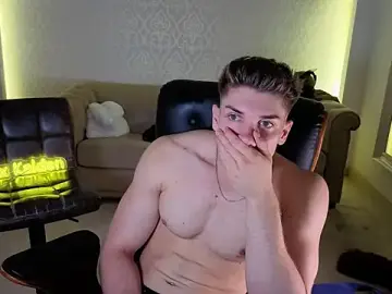 Stripchat Free Porn Cam of MaxKaiden