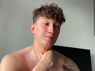 Stripchat Free Live Porn of ohh_dani