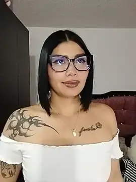 Stripchat Best Webcam of Kylie_brazt