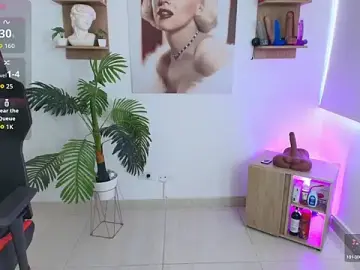 Stripchat Best live sex cam show of SALOOMEE__