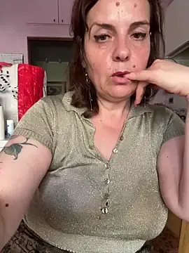 Stripchat Live Sex Cam of Sunbelxx