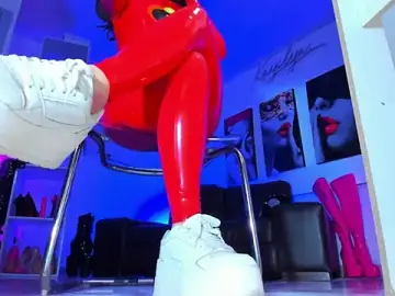 Stripchat Nude Webcam of kayilyn