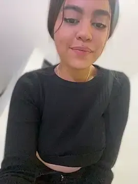 Stripchat Sex Cam of Alina-KITTY
