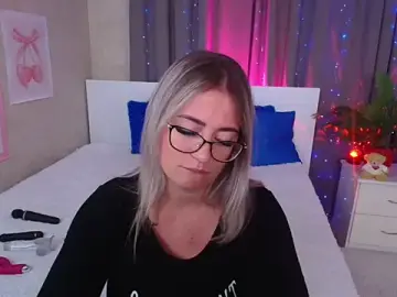 Stripchat Best live sex cam show of KriisKiss