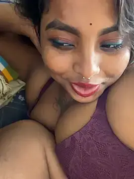 Stripchat Live Sex Cam of OpposedLoom