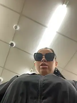 Stripchat Nude Webcam of CrazzyChicks