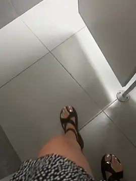 Stripchat Live Sex of CrazzyChicks