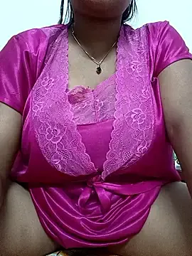 Stripchat Best Webcam of Priya_2222