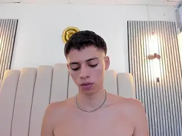 Stripchat Live Porn of KENNY_HANK